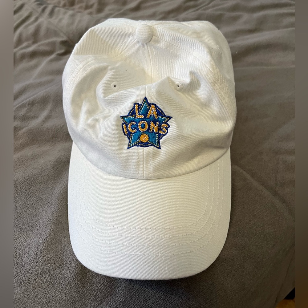 La Icons hat
